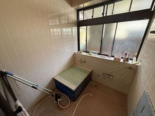 須坂市大字坂田、中古一戸建ての画像です