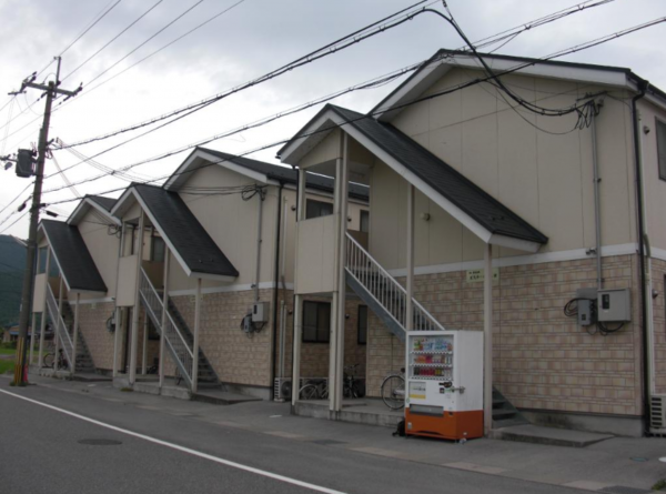 長浜市湖北町、収益物件/アパートの間取り画像です