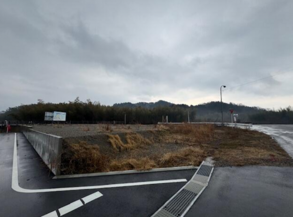 米原市、土地の画像です