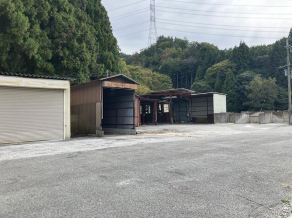 米原市、収益物件/倉庫の画像です