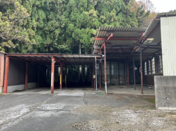 米原市、収益物件/倉庫の画像です