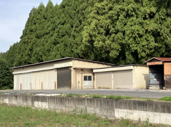 米原市、収益物件/倉庫の画像です
