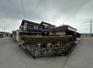 長浜市高月町、中古一戸建ての画像です