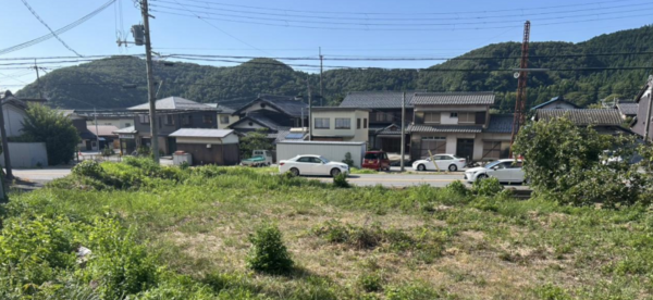 米原市河南、土地の画像です