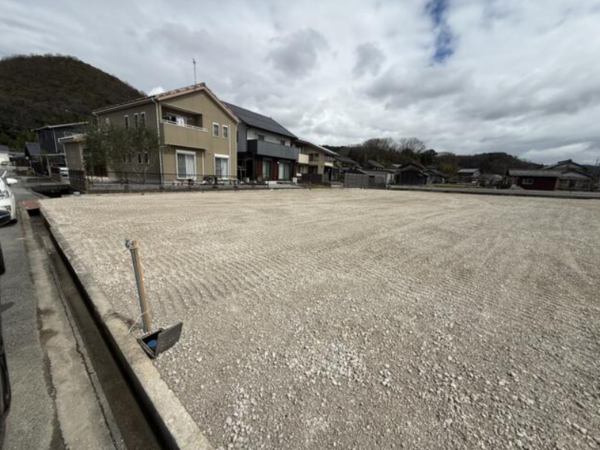 米原市顔戸、土地の画像です