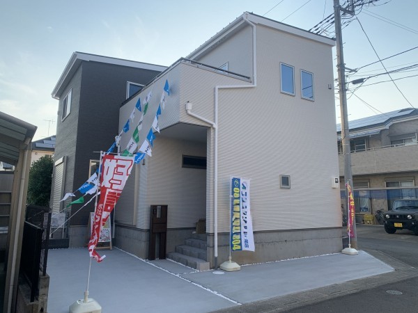 上尾市大字上、新築一戸建ての外観画像です
