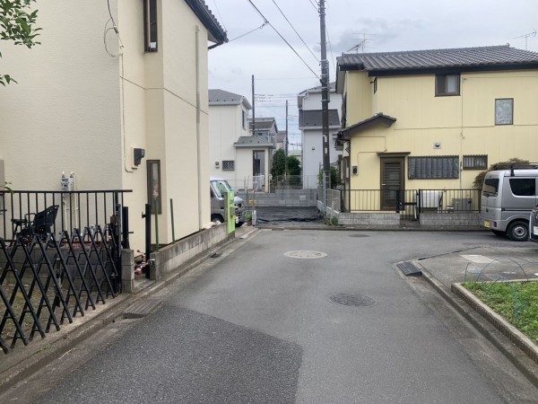 上尾市大字瓦葺、中古一戸建ての画像です