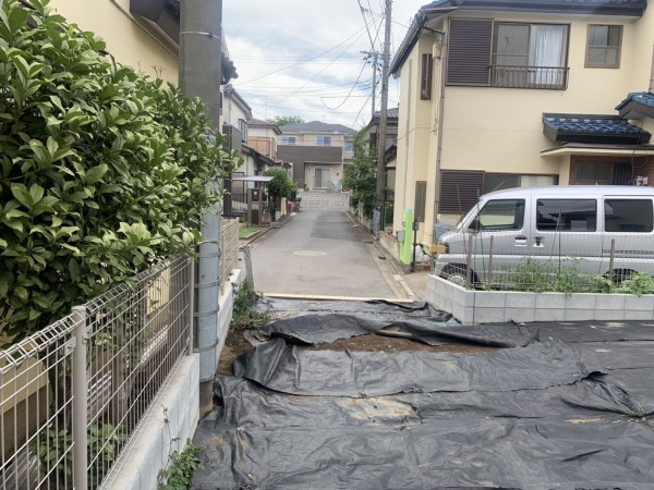 上尾市大字瓦葺、中古一戸建ての画像です