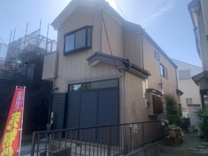 上尾市井戸木、中古一戸建ての外観画像です