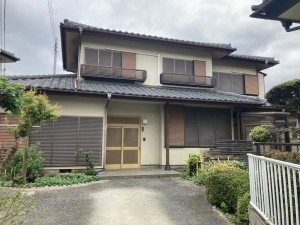 上尾市弁財、中古一戸建ての画像です