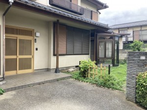 上尾市弁財、中古一戸建ての画像です