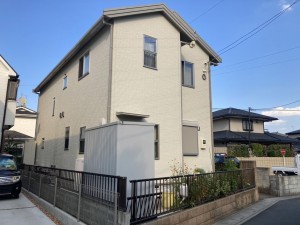 上尾市弁財、中古一戸建ての画像です