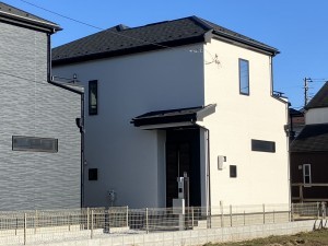 上尾市大字上、新築一戸建ての外観画像です