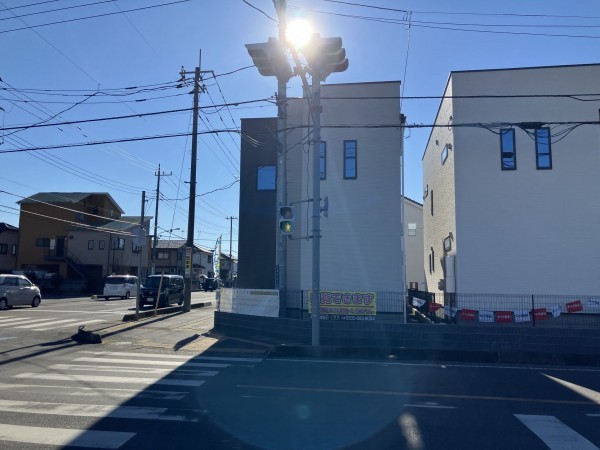 上尾市小泉、新築一戸建ての外観画像です