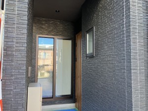 上尾市緑丘、新築一戸建ての玄関画像です