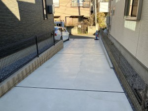 上尾市緑丘、新築一戸建ての駐車場画像です
