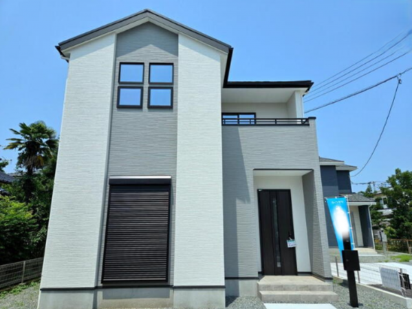 熊本市南区八分字町、新築一戸建ての画像です