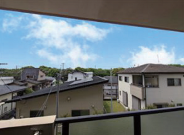 熊本市東区佐土原、マンションの画像です