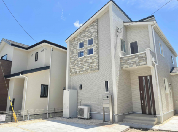 熊本市南区薄場、新築一戸建ての画像です