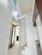 熊本市東区京塚本町、新築一戸建ての玄関画像です