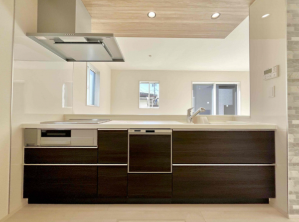 熊本市東区京塚本町、新築一戸建てのキッチン画像です