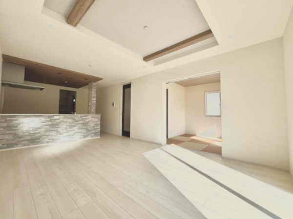 熊本市東区戸島、新築一戸建ての居間画像です