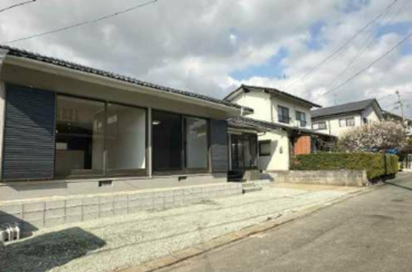 熊本市東区小山、中古一戸建ての外観画像です