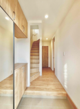 熊本市南区良町、新築一戸建ての玄関画像です