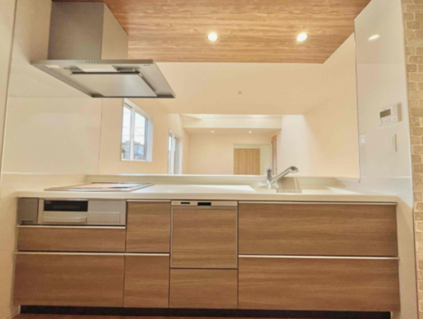 熊本市南区良町、新築一戸建てのキッチン画像です