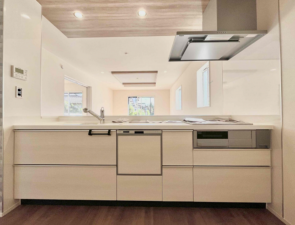 熊本市東区榎町、新築一戸建てのキッチン画像です