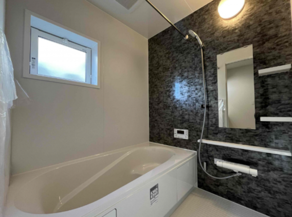 熊本市南区御幸笛田、新築一戸建ての風呂画像です