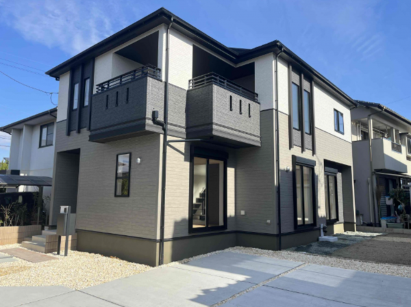 熊本市南区御幸笛田、新築一戸建ての外観画像です