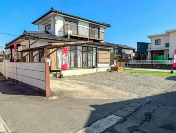 熊本市南区会富町、中古一戸建ての外観画像です