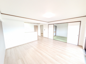 熊本市東区健軍本町、マンションの内装画像です