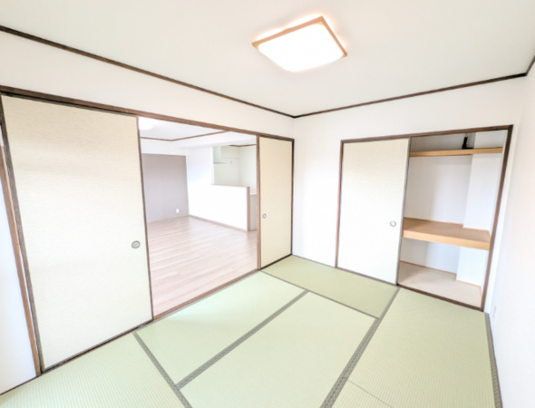 熊本市東区健軍本町、マンションの内装画像です