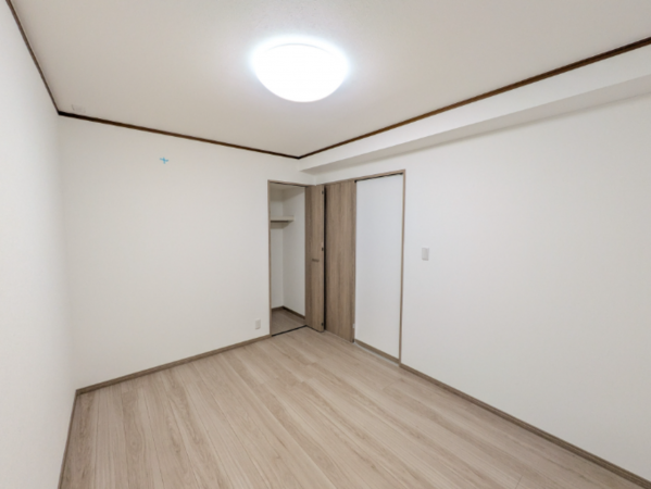 熊本市東区健軍本町、マンションの内装画像です