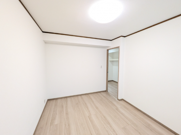 熊本市東区健軍本町、マンションの内装画像です