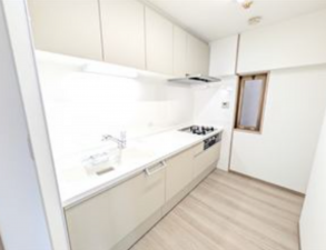 熊本市中央区新屋敷、マンションのキッチン画像です