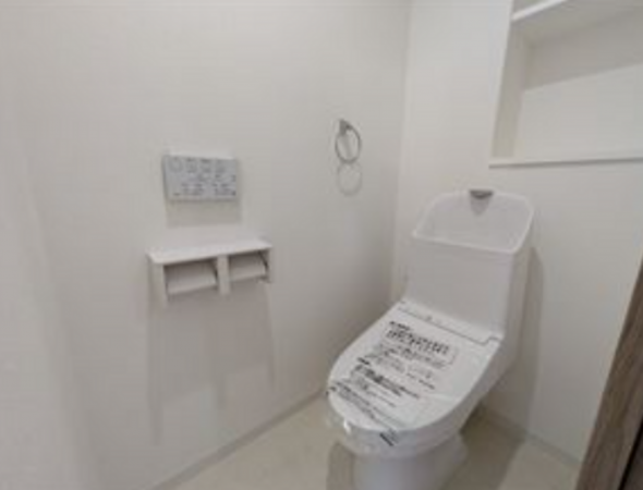 熊本市南区白藤、マンションのトイレ画像です