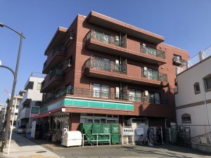 藤沢市藤沢、収益物件/店舗付住宅の画像です