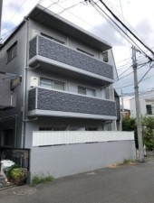 藤沢市鵠沼、収益物件/マンションの外観画像です