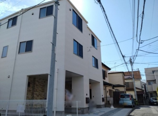 藤沢市本町、新築一戸建ての画像です