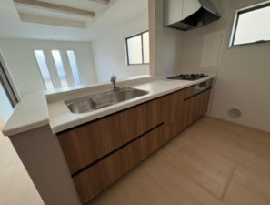藤沢市辻堂太平台、新築一戸建ての画像です