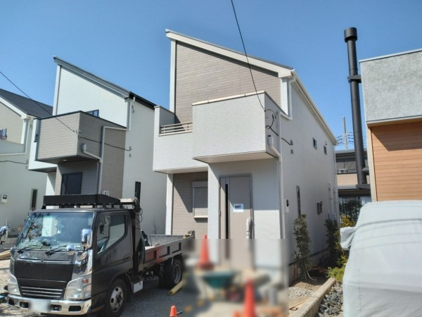 藤沢市辻堂太平台、新築一戸建ての画像です