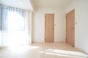 藤沢市藤が岡、マンションの画像です