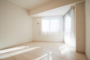 藤沢市藤が岡、マンションの画像です