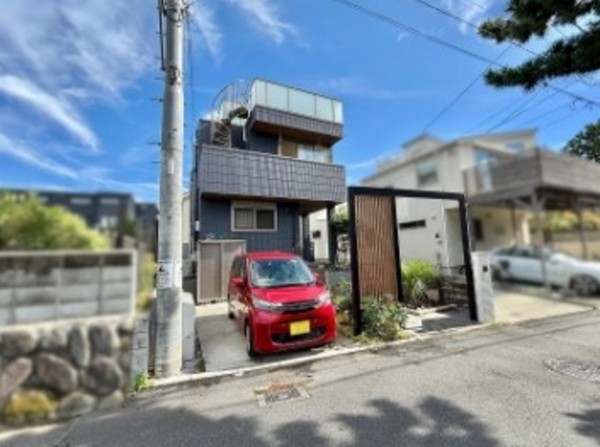 藤沢市鵠沼海岸、中古一戸建ての画像です