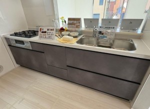 藤沢市辻堂太平台、新築一戸建ての画像です