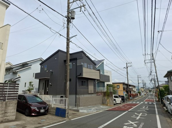 藤沢市辻堂太平台、新築一戸建ての画像です