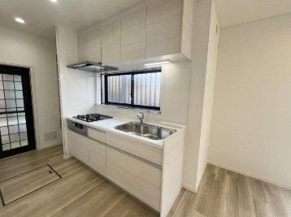 藤沢市鵠沼藤が谷、中古一戸建ての画像です